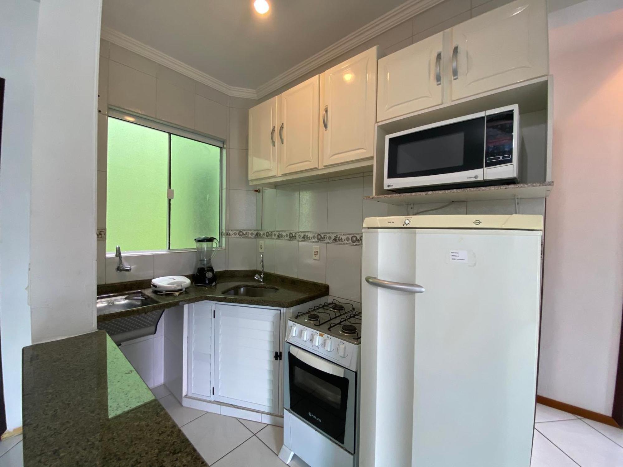 Residencial Recanto Do Colibri Бомбиньяс Экстерьер фото